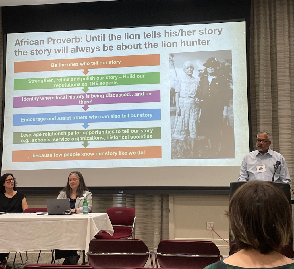 Bryan Glover introduces the Roberts Settlement communinity project at the Midwestern History Conference.